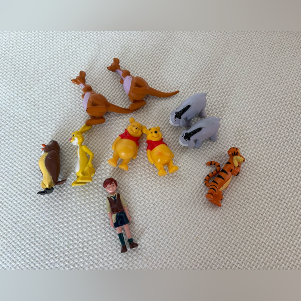 Winnie The Pooh Set of Toys 10 Pieces Christopher Robin Pooh Eeyore Owl Kanga